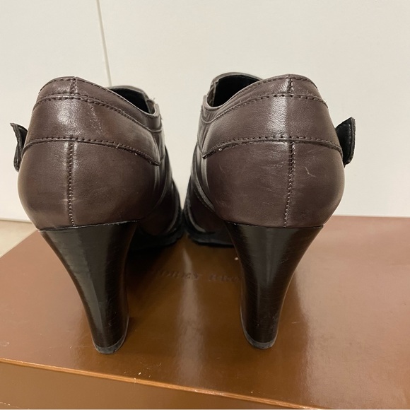 Audrey Brooke “Shootie” Black Heels 10M, Treaded-Lug Type Soles. Gently worn. - Picture 6 of 10